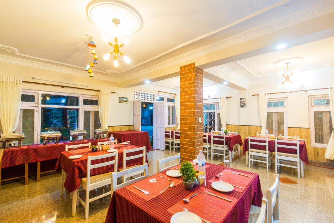 Hotel Acme Inn Katmandu Dış mekan fotoğraf
