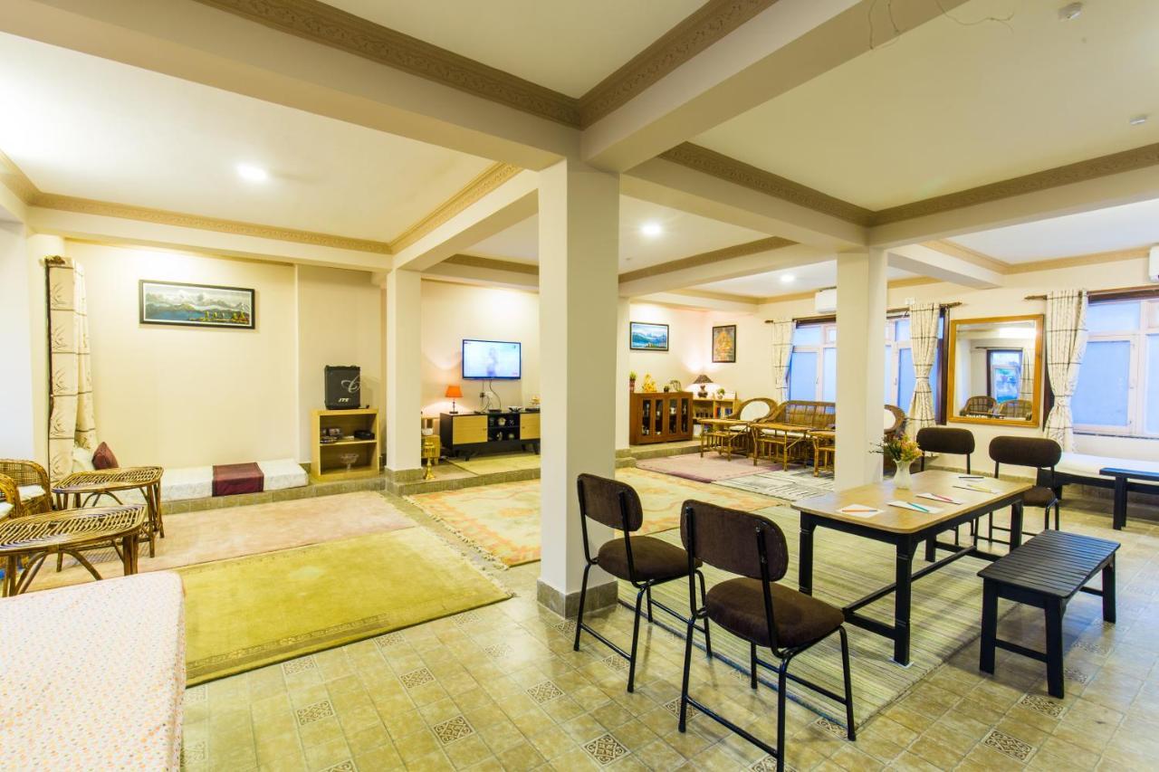 Hotel Acme Inn Katmandu Dış mekan fotoğraf